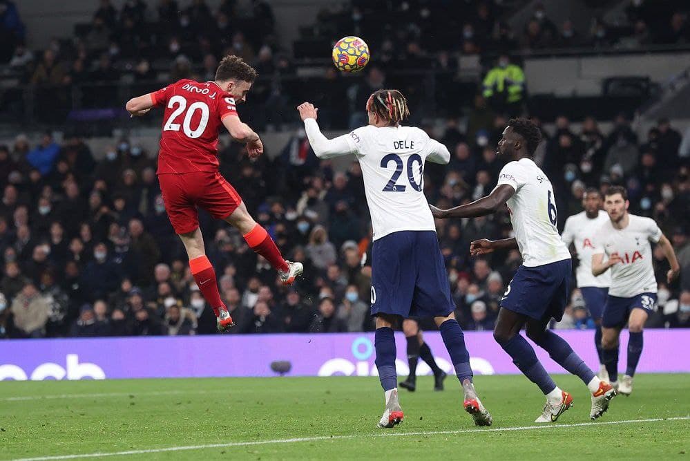 APL. «Tottenhem» «Liverpul» bilan jangovar durang qayd etib, o‘zaro o‘yinlardagi mag‘lubiyatli seriyasiga chek qo‘ydi