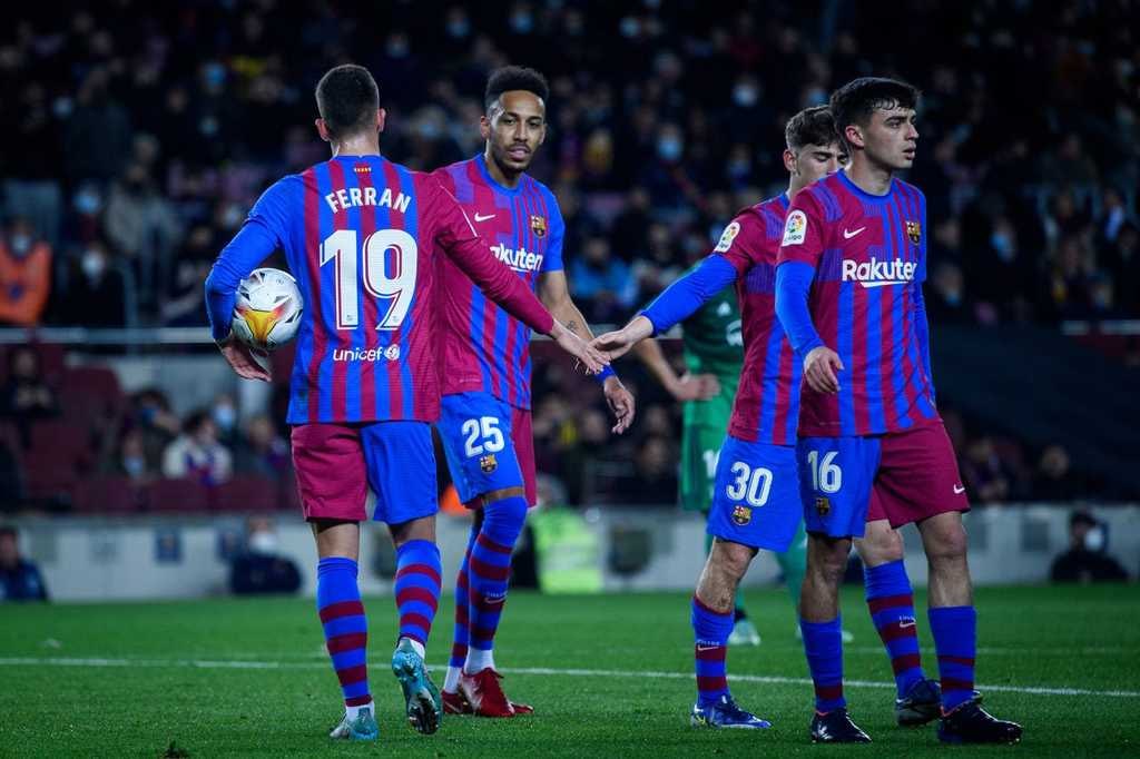 La Liga. «Barselona» «Osasuna»ni tor-mor etdi, Ferranda dubl